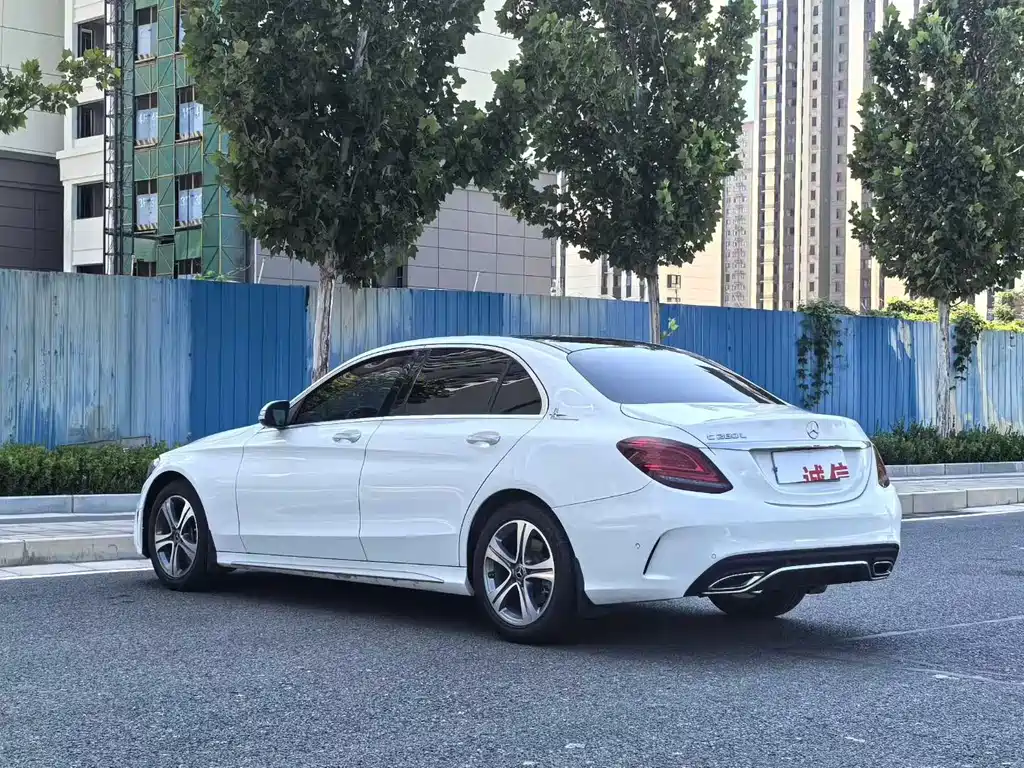 Mercedes-Benz C-Class — миниатюра 9