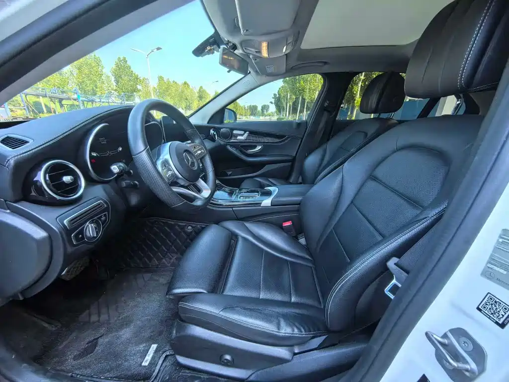 Mercedes-Benz C-Class — миниатюра 4