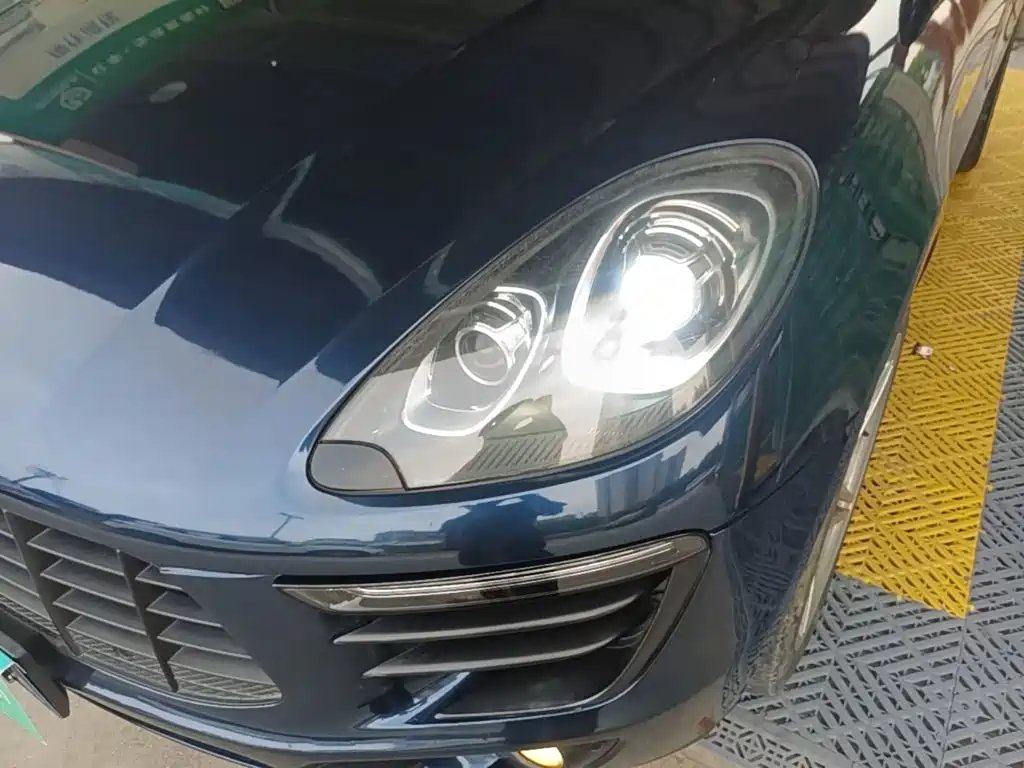 Porsche Macan — миниатюра 24