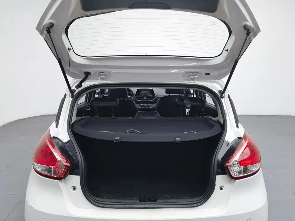 Baojun 310 — миниатюра 16