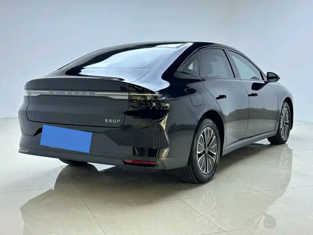 Nissan N6 — миниатюра 10
