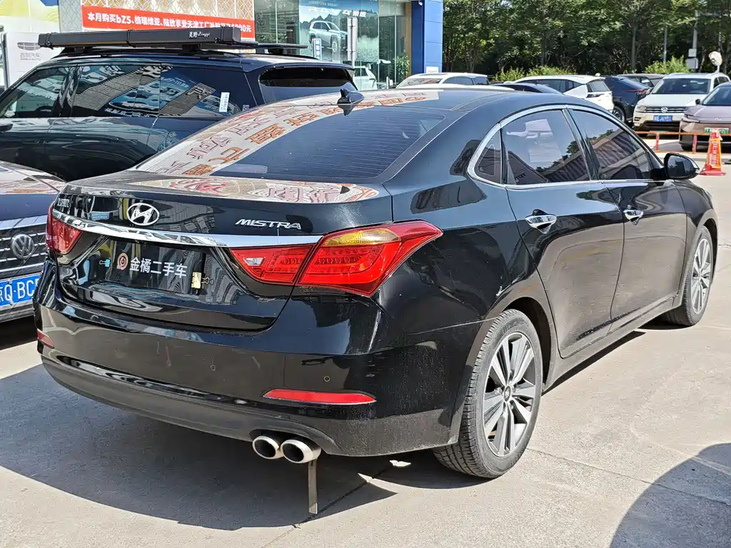 Hyundai Mistra 2016 1.8L AT Luxury DLX