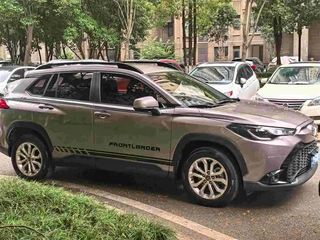 Toyota Frontlander — миниатюра 3