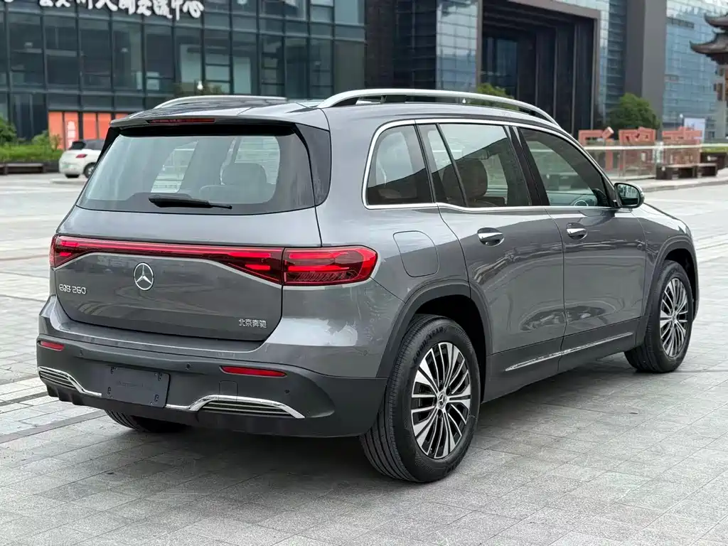 Mercedes-Benz EQB 2025 EQB 260