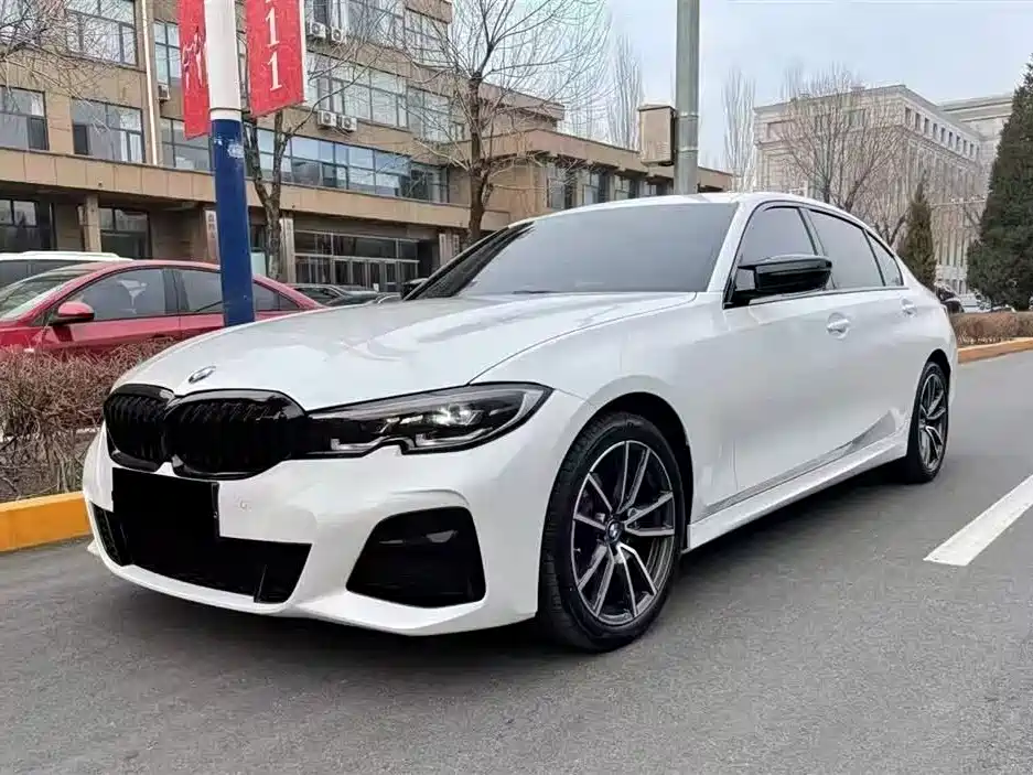 BMW 3 Series 2021