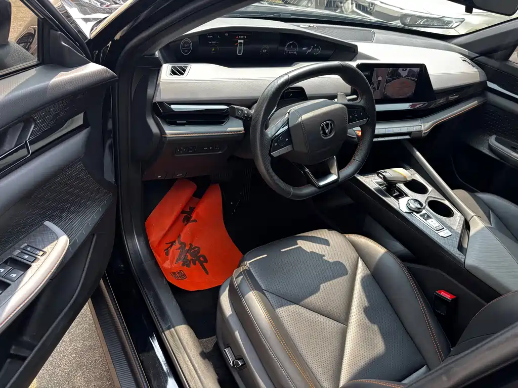 Changan UNI-V — миниатюра 7