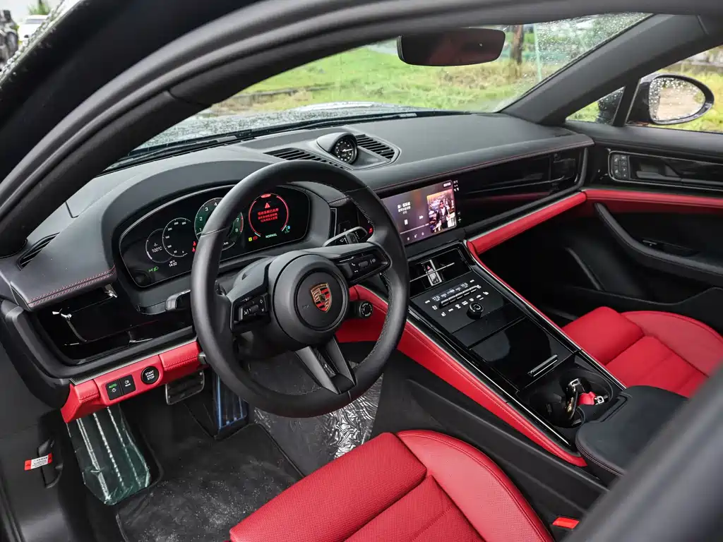 Porsche Panamera — миниатюра 6