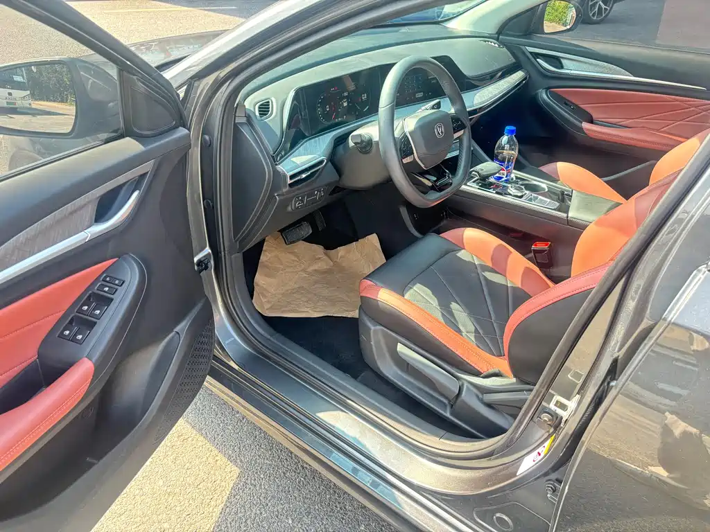 Changan Eado — миниатюра 7