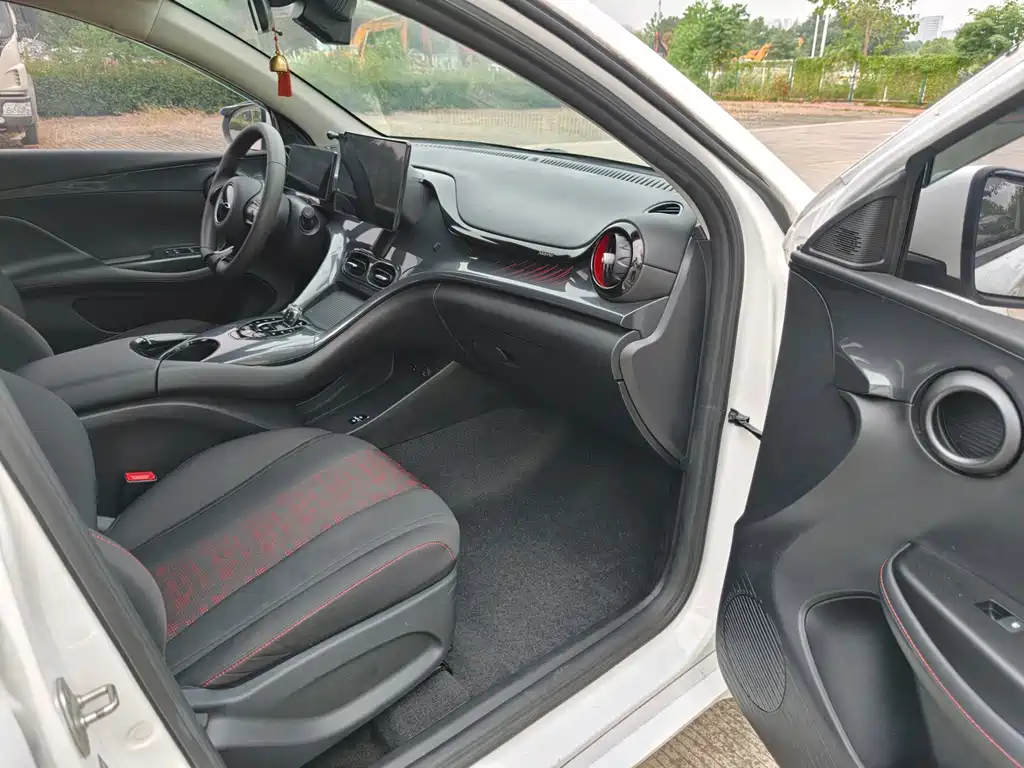 BYD e2 — миниатюра 9