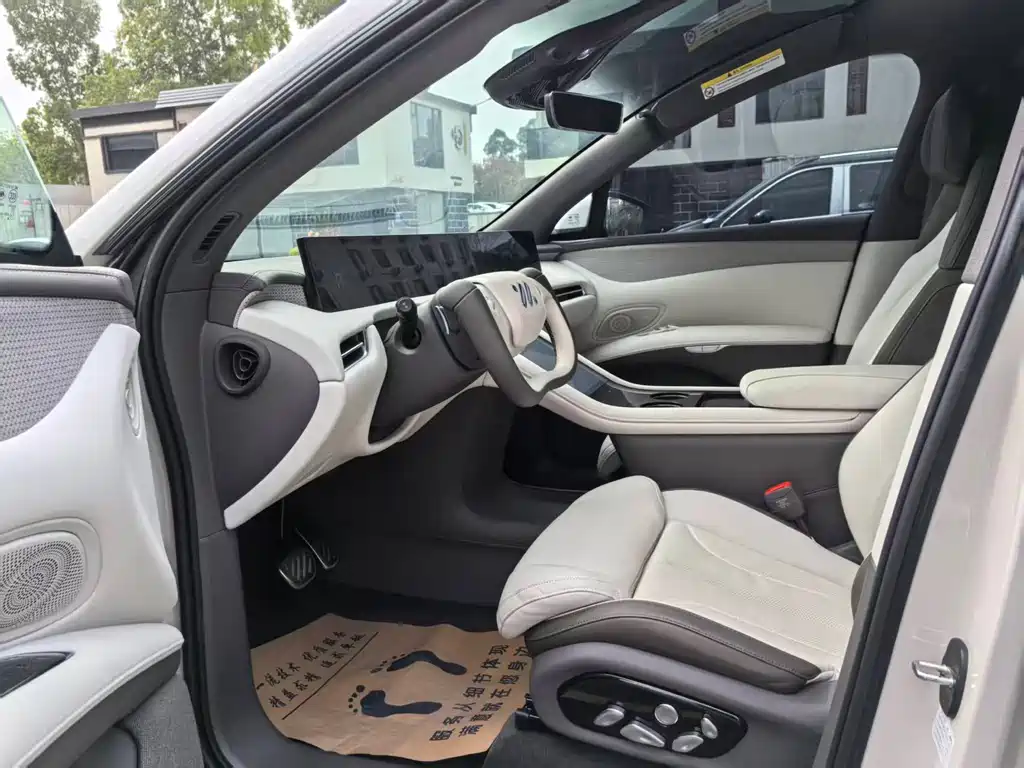 ZHIJI AUTOMOBILE ZHIJI LS7