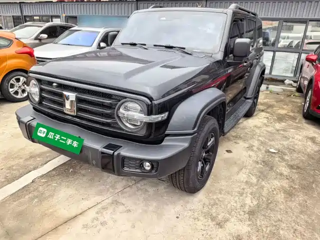 2023 TANK 300