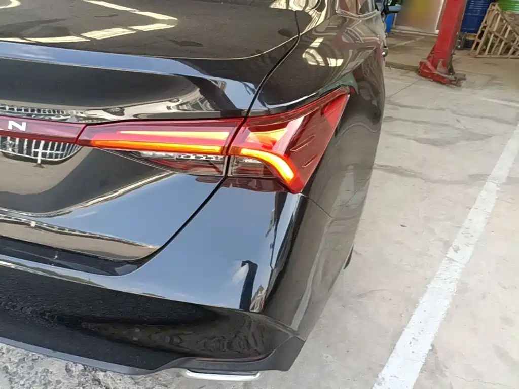 Toyota Avalon — миниатюра 8