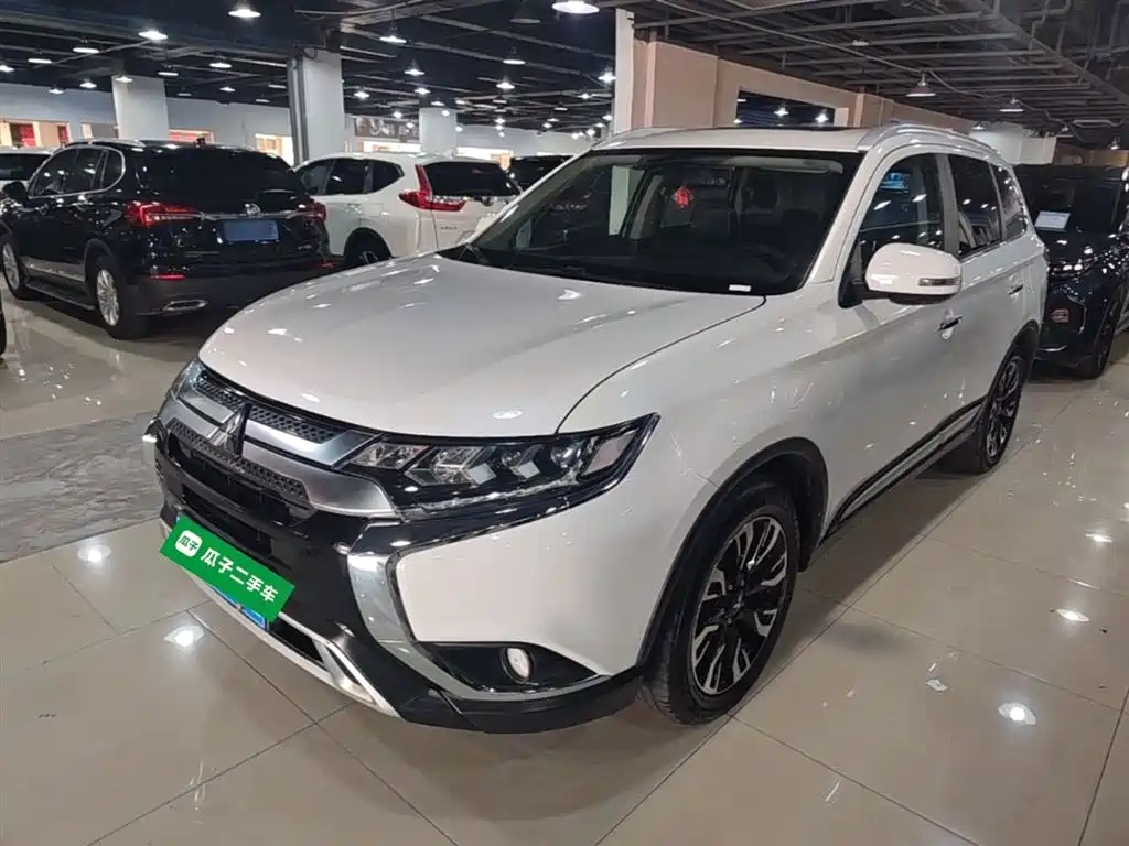 Mitsubishi Outlander 2019