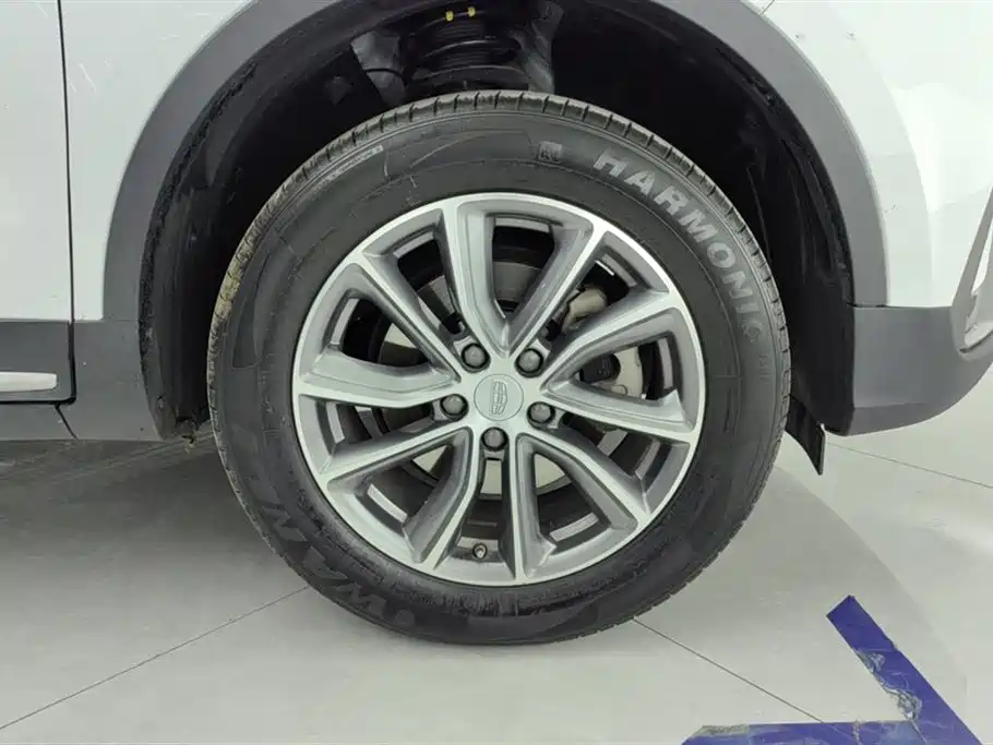 GEELY AUTOMOBILE BOYUE