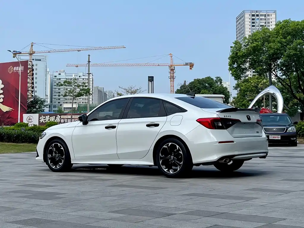 Honda Civic — миниатюра 5