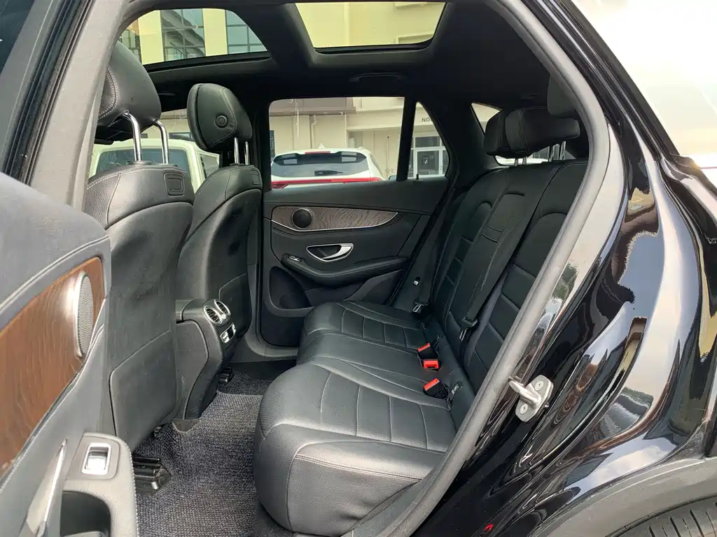 Mercedes-Benz GLC — миниатюра 15