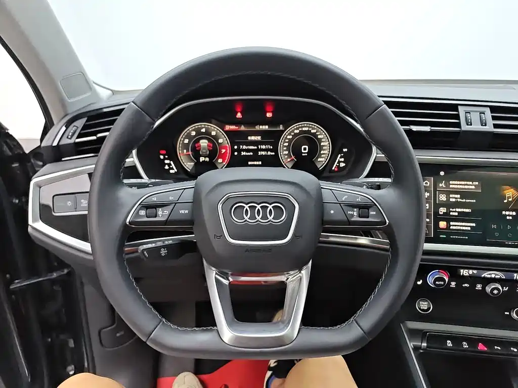 Audi Q3 — фотографии объявления, Фото 16