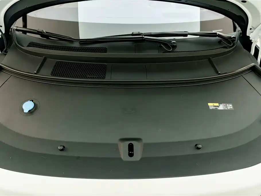 Li Auto Li i8 — миниатюра 27