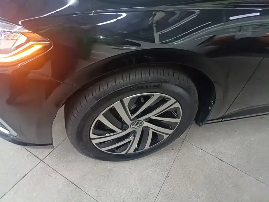 Volkswagen Lavida — миниатюра 23