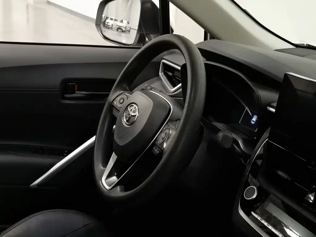 Toyota Frontlander — миниатюра 22