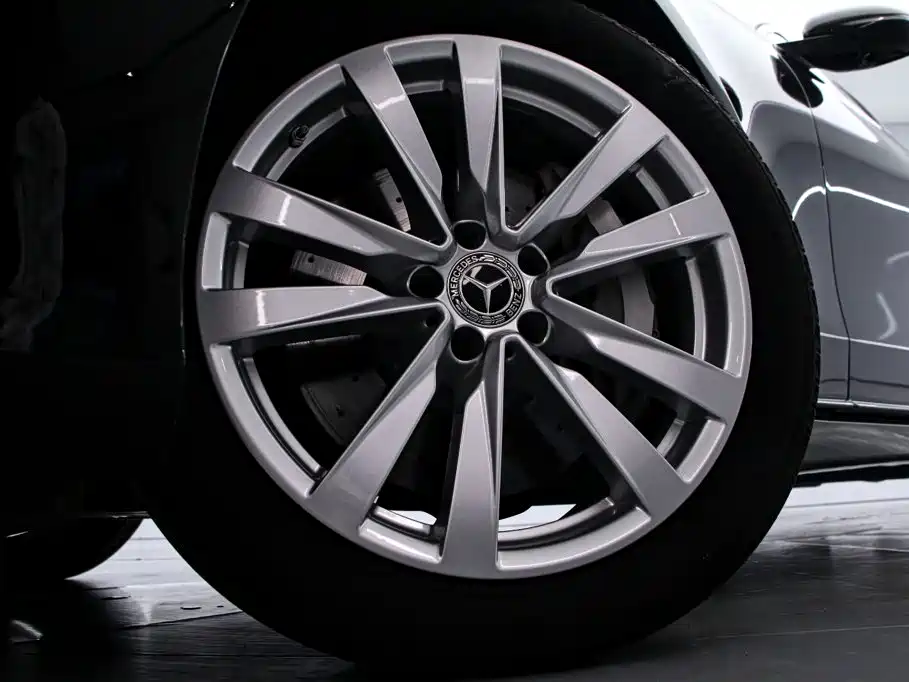 Mercedes-Benz S-Class — миниатюра 19