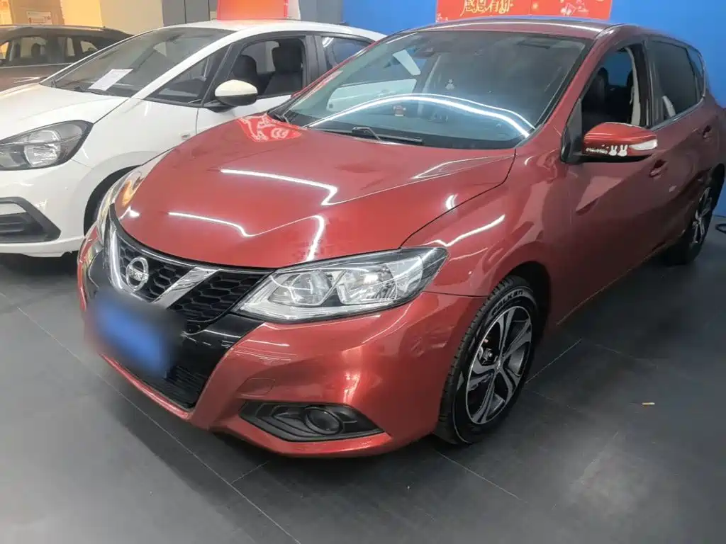 Nissan Tiida — миниатюра 2