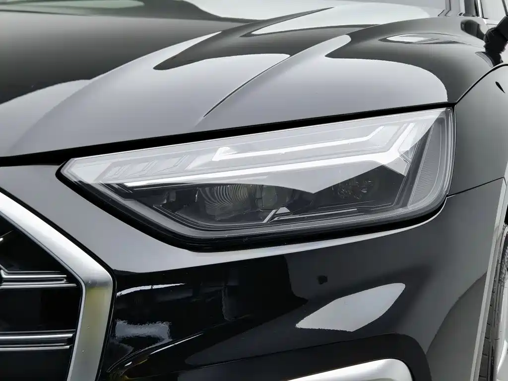 Audi Q5L — миниатюра 7
