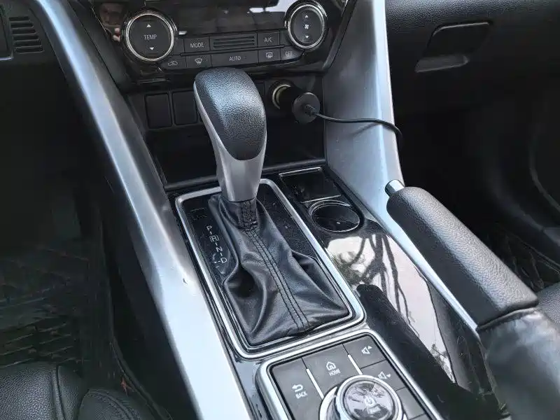 Mitsubishi Eclipse Cross — миниатюра 11