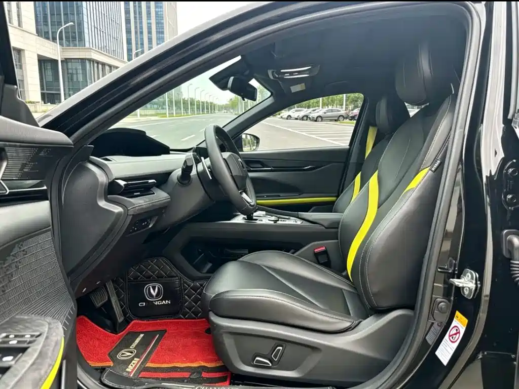 Changan UNI-V 2022 1.5T Sport