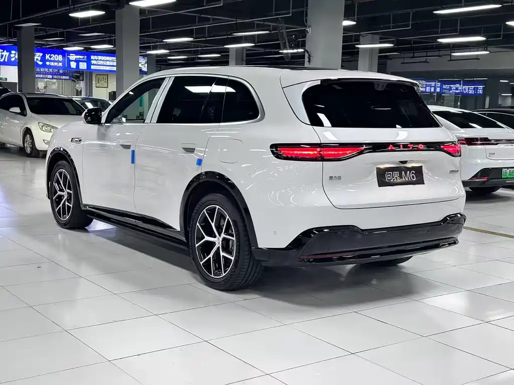 AITO AITO M6 — миниатюра 9