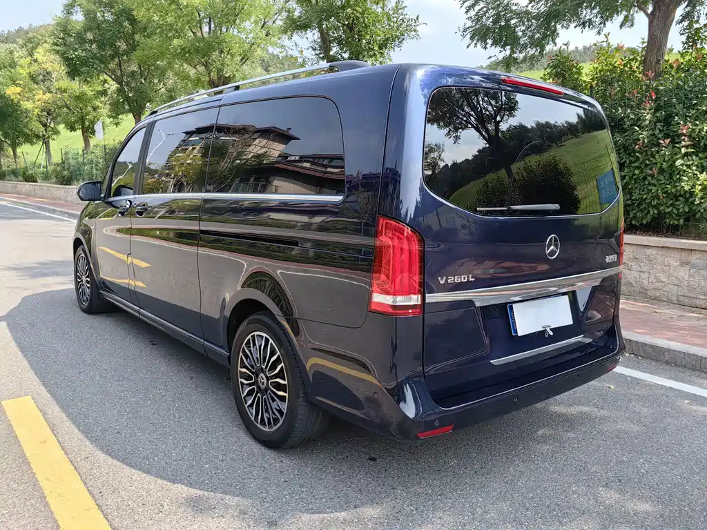Mercedes-Benz V-Class — миниатюра 5