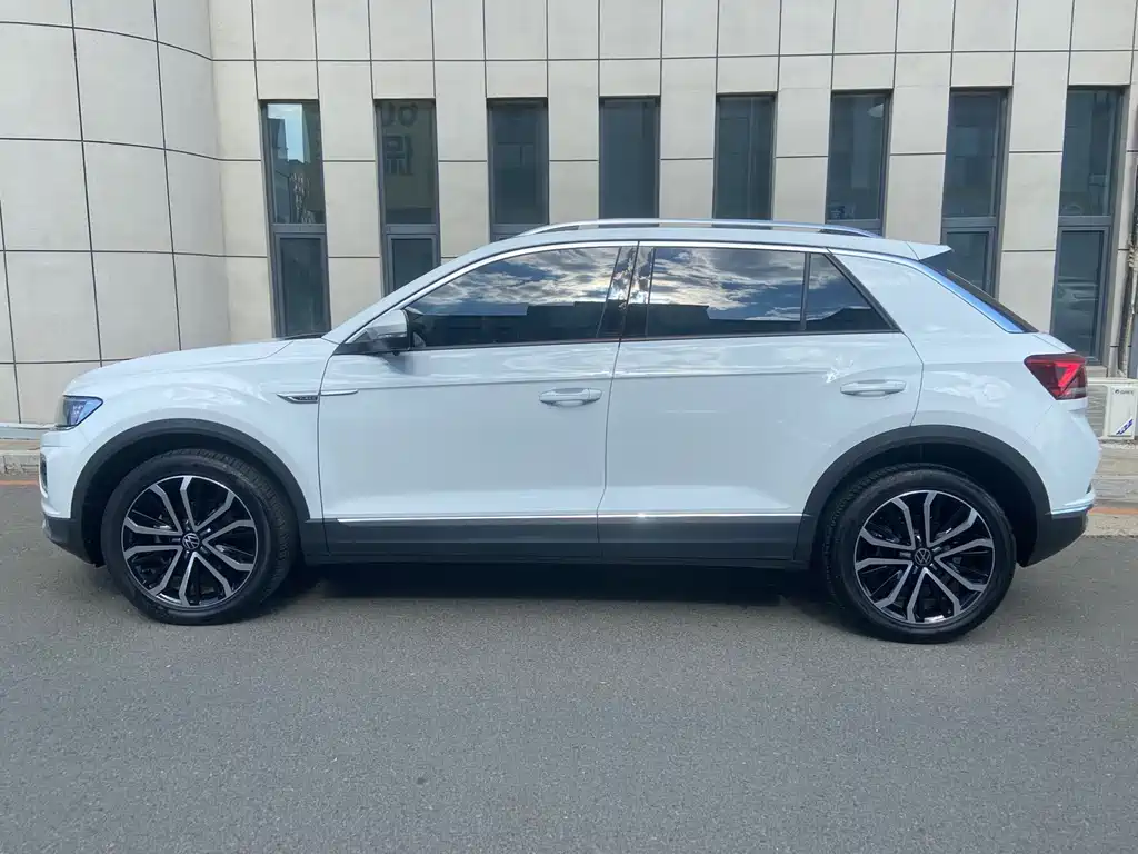 Volkswagen T-Roc — миниатюра 18