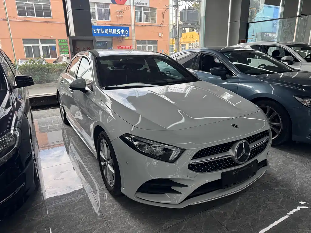 MERCEDES-BENZ A CLASS