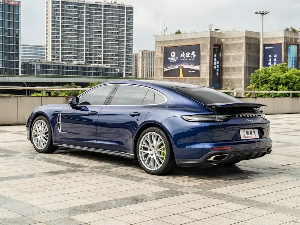 Porsche Panamera — миниатюра 6