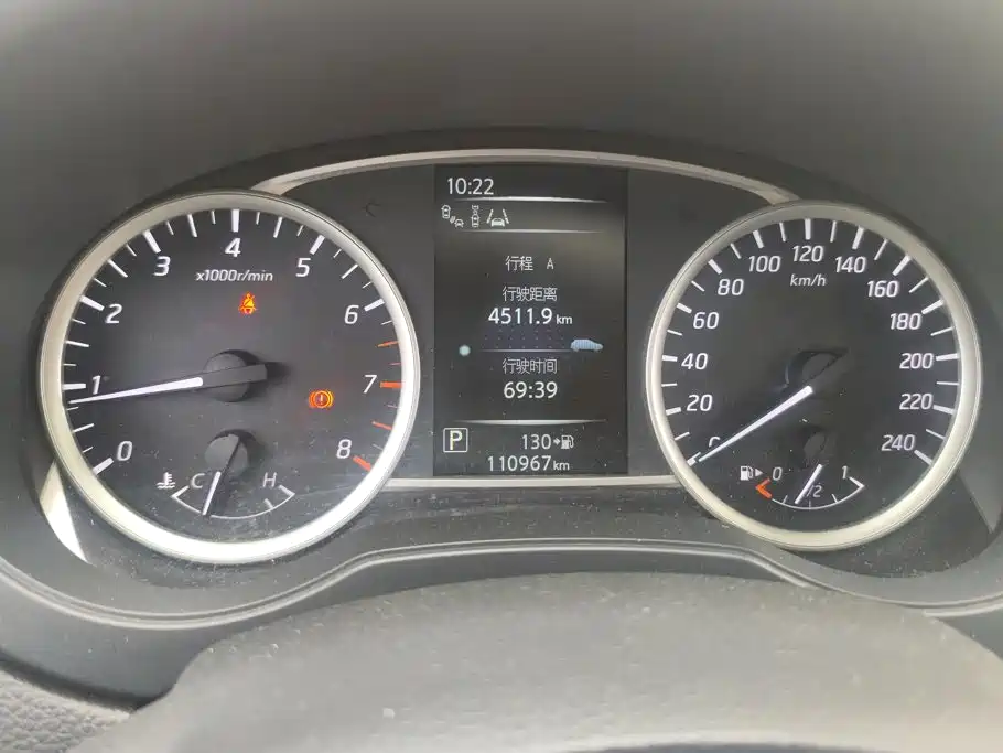 Nissan Tiida — миниатюра 14
