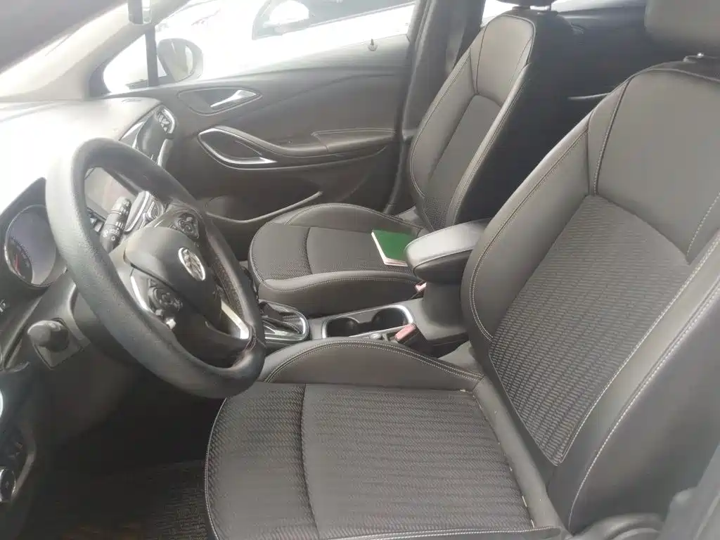 Buick Verano — миниатюра 11