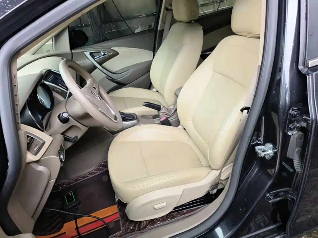 Buick Excelle — миниатюра 15