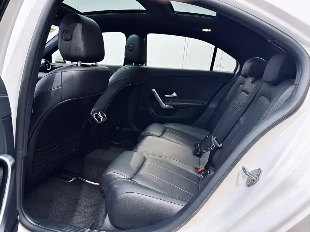Mercedes-Benz A-Class A 2022 A 200 L Sport