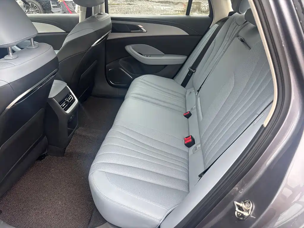 Hongqi Hongqi H5 PHEV — миниатюра 9