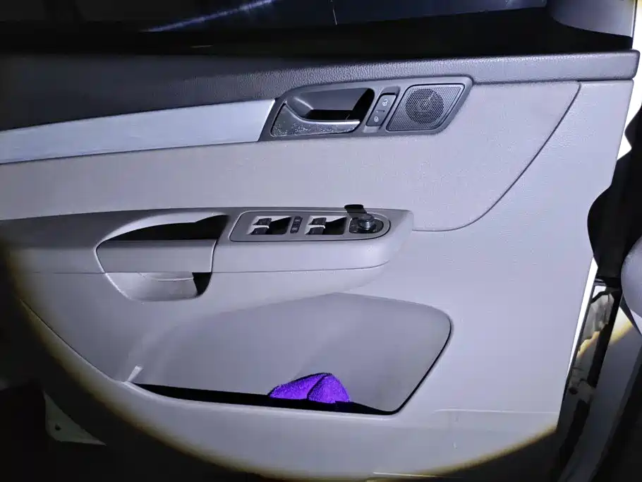 Volkswagen Sharan — миниатюра 7