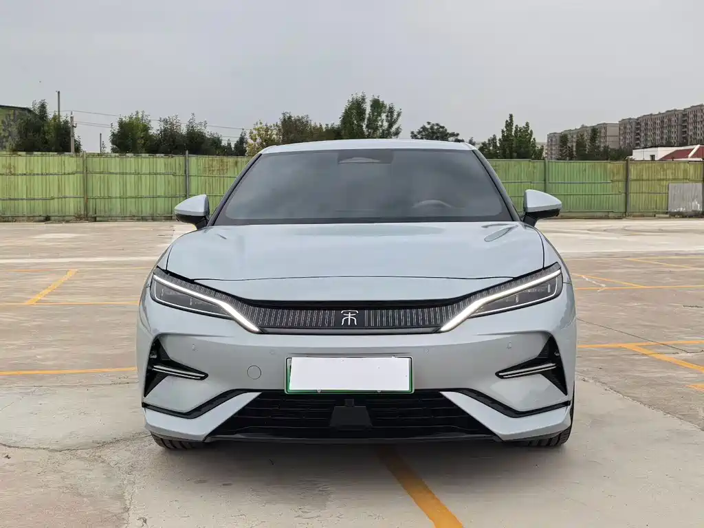 BYD L EV — миниатюра 2