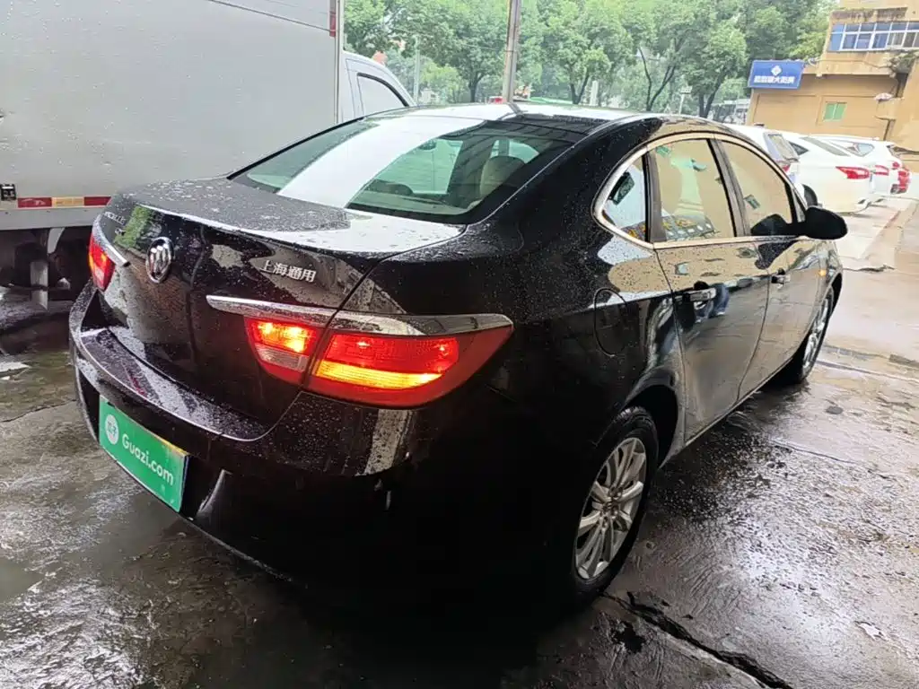 Buick Excelle — миниатюра 7
