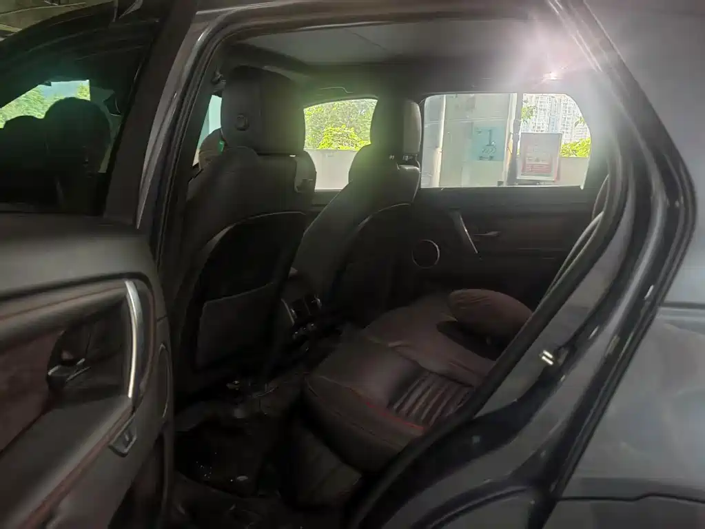 Land Rover Discovery Sport — миниатюра 2