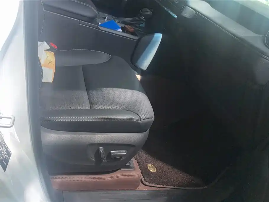 Toyota Land Cruiser Prado 2025 2.4T TX 5 мест