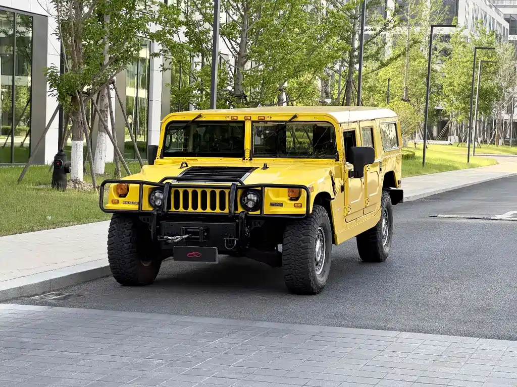Hummer 2012