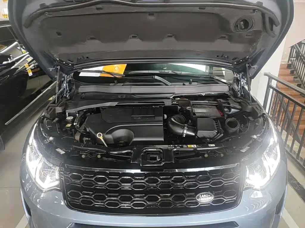 Land Rover Discovery Sport — миниатюра 20