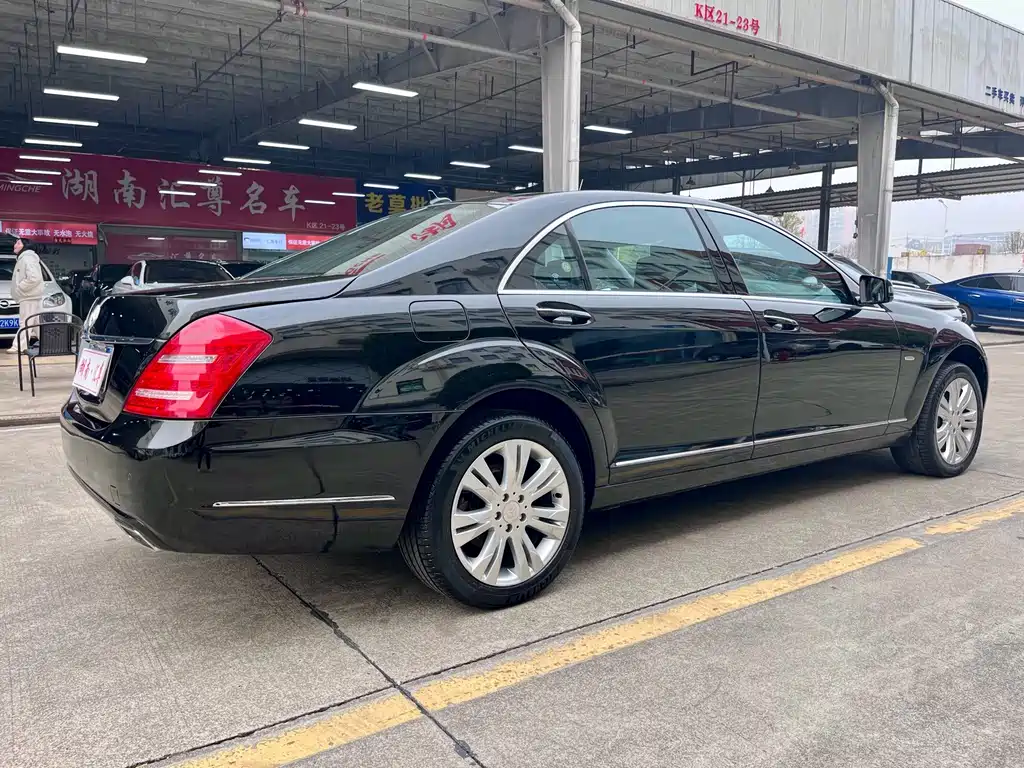 Mercedes-Benz S-Class — миниатюра 18