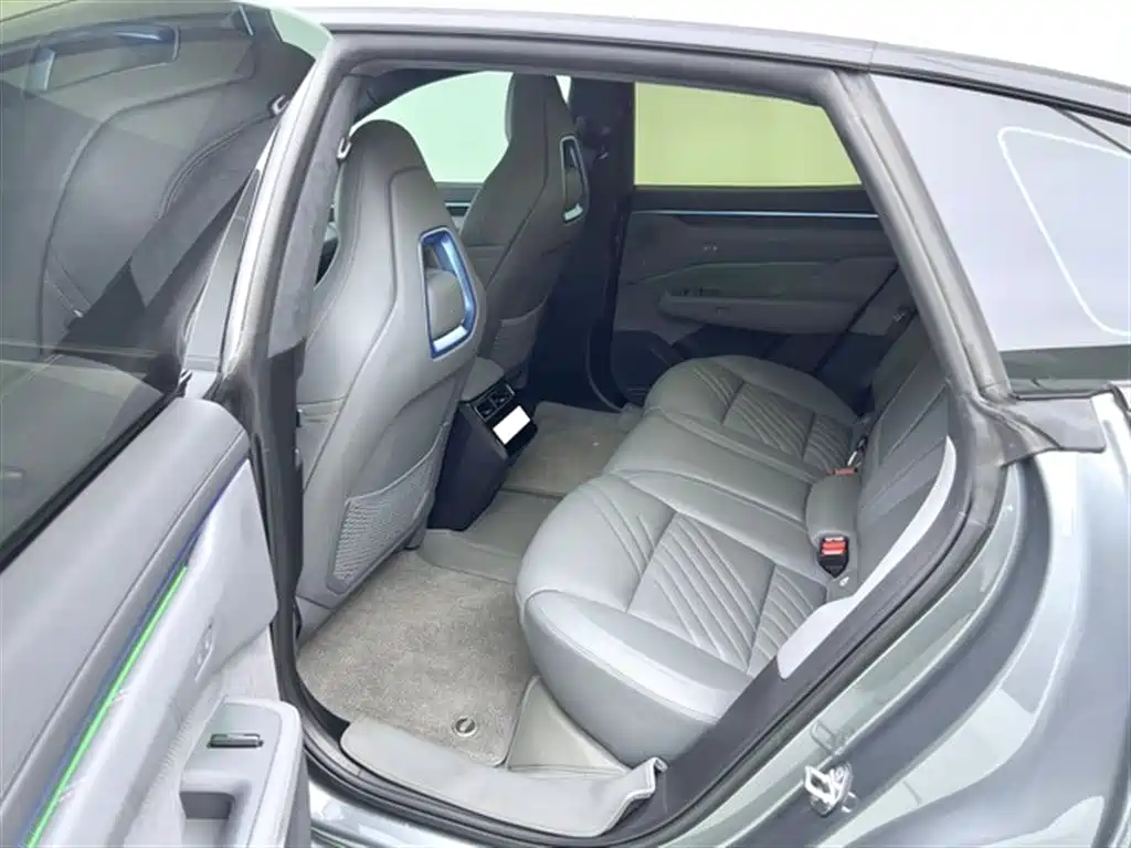 ZEEKR EXTREME KRYPTON 001