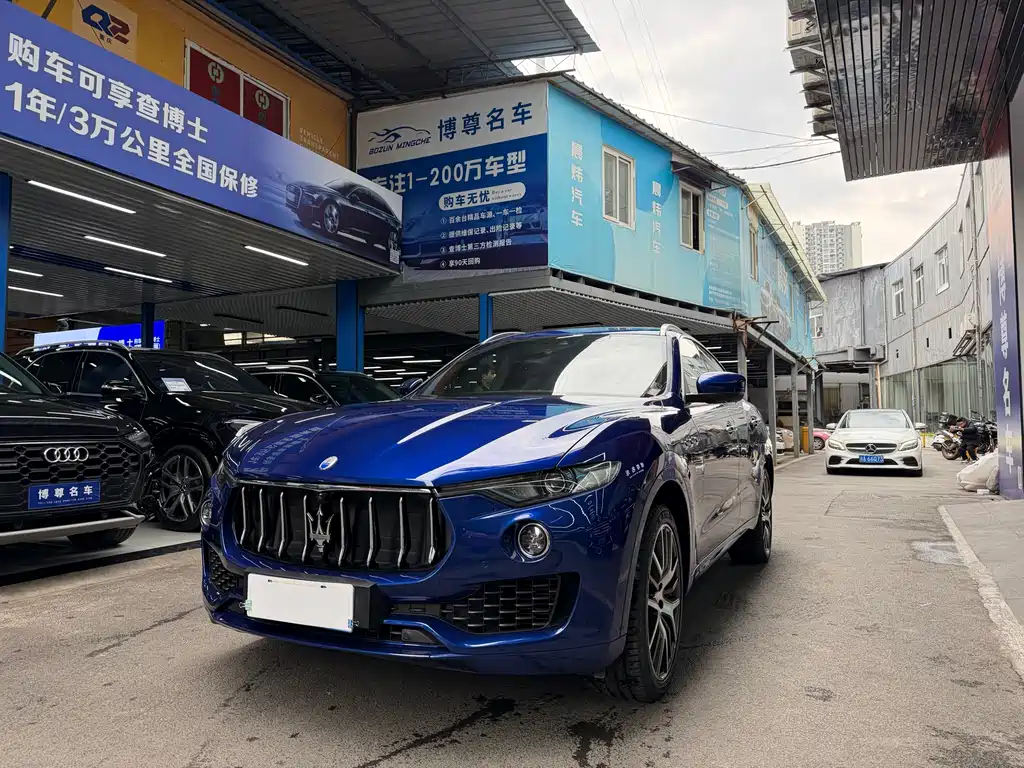 MASERATI LEVANTE