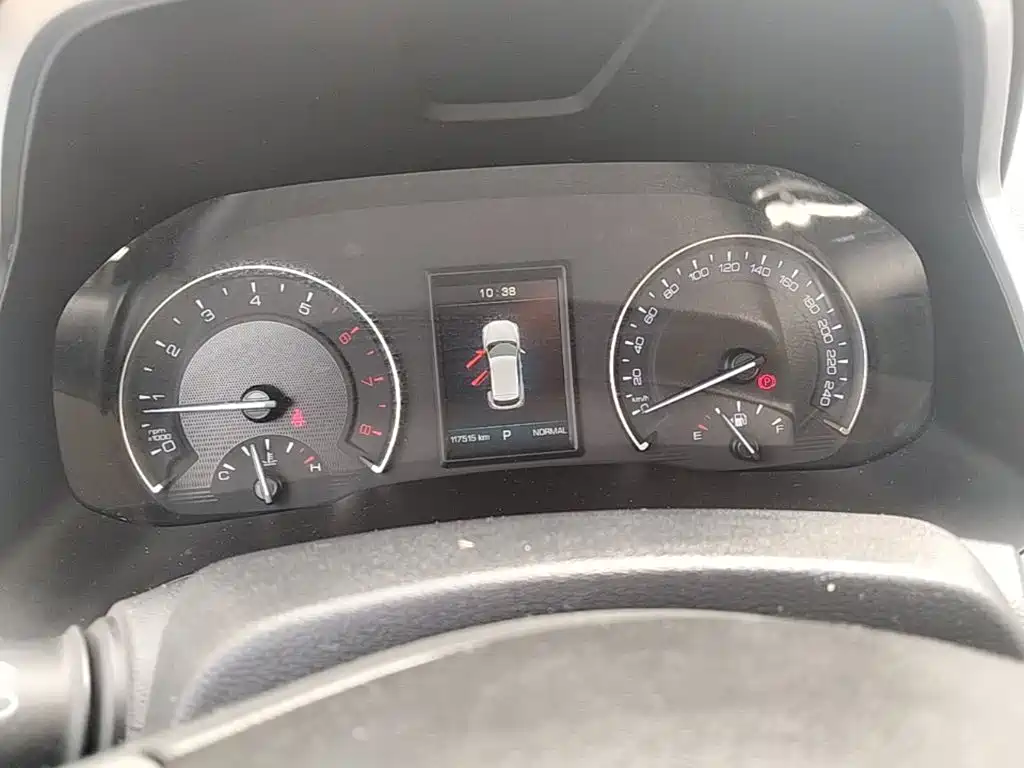 Wey Wey VV5 — миниатюра 12